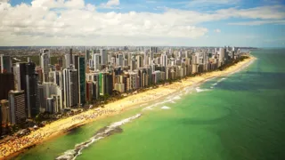 Imagem ilustrativa da imagem Campanha vai informar banhistas sobre riscos de ataques de tubarão em Março