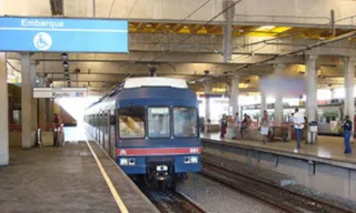 Imagem ilustrativa da imagem Paralisação da Linha Sul do Metrô Recife afeta 60 mil pessoas ao dia