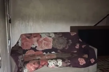 Imagem ilustrativa da imagem Adolescente tranca namorada e coloca fogo na casa por ciúmes na Serra