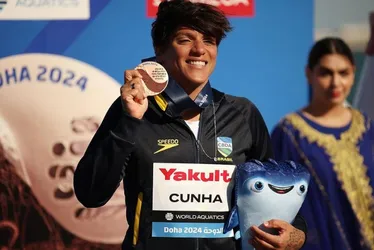 Imagem ilustrativa da imagem Ana Marcela Cunha fatura bronze na prova de 5km no Mundial de Esportes Aquáticos