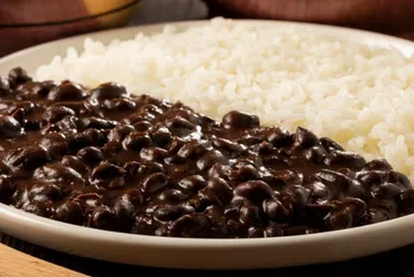 Imagem ilustrativa da imagem Após arroz, feijão deve ficar mais caro