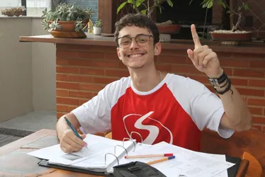 Imagem ilustrativa da imagem Aprovados na UFES revelam estratégias que levaram ao sucesso