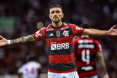 Imagem ilustrativa da imagem Arrascaeta diz que Flamengo prometeu camisa 10, mas deu a Gabigol