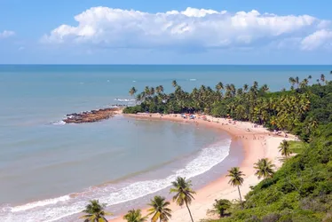 Imagem ilustrativa da imagem Avanço do mar pode inundar cidade turística na Paraíba
