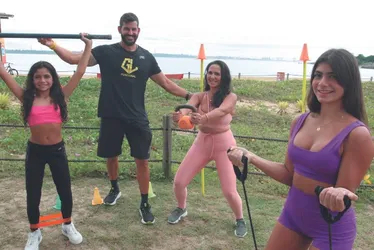 Imagem ilustrativa da imagem Baixa autoestima: vergonha do corpo leva 45% das meninas a deixar esporte
