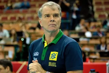 Imagem ilustrativa da imagem Bernardinho assume comando da seleção brasileira de vôlei masculino