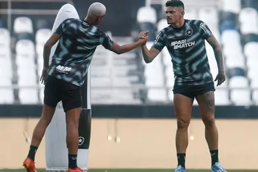 Imagem ilustrativa da imagem Botafogo estreia no Carioca diante do Madureira para esquecer fiasco de 2023
