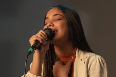 
          Imagem ilustrativa da imagem Cantora lança música com novo olhar sobre Barrabás
          