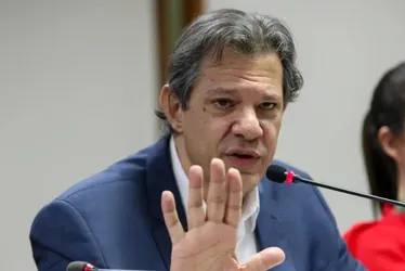 Imagem ilustrativa da imagem "Carga tributária não justificará aumento do diesel", diz Haddad