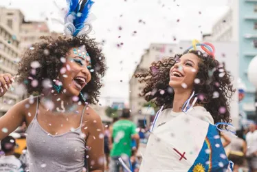 Imagem ilustrativa da imagem Carnaval: dicas para manter a saúde em alta durante a folia em Pernambuco