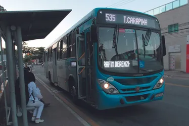 Imagem ilustrativa da imagem Carnaval na Grande Vitória terá reforço na frota de ônibus e no Aquaviário