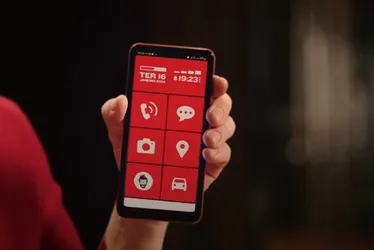 Imagem ilustrativa da imagem Cervejaria distribui celulares de graça para foliões