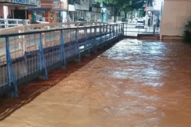 Imagem ilustrativa da imagem Chuva eleva nível de rios e preocupa cidades no ES