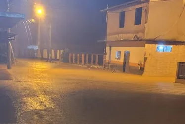 Imagem ilustrativa da imagem Cidades das regiões Serrana e Norte do ES em alerta para alagamentos e ventania