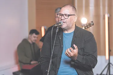 
          Imagem ilustrativa da imagem Clássico de Ludmila Ferber na voz de Adelso Freire
          