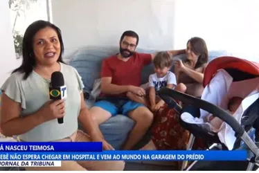 Imagem ilustrativa da imagem Coincidências numa garagem: a história de uma bebê que nasceu em 3 minutos