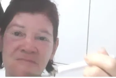 Imagem ilustrativa da imagem Companheiro suspeito de feminicídio no Recife divulga foto da vítima para a família
