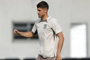 Imagem ilustrativa da imagem Corinthians vai sem treinador à Vila Belmiro desafiar Santos líder e revigorado