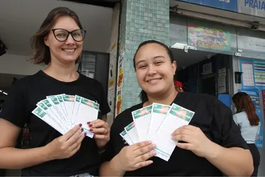 Imagem ilustrativa da imagem De olho nos R$ 570 milhões da Mega da Virada