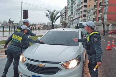 Imagem ilustrativa da imagem De seis mil motoristas, apenas 100 conseguem cancelar multa