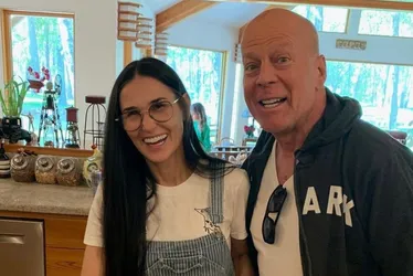 Imagem ilustrativa da imagem Demi Moore diz que prefere amar Bruce Willis a lamentar sua demência
