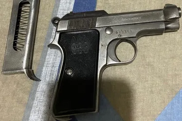 Imagem ilustrativa da imagem Denúncia anônima ajudou polícia a descobrir loja online para vender armas no ES