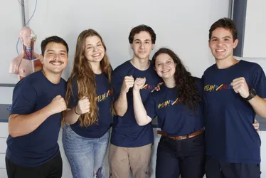 Imagem ilustrativa da imagem Dois estudantes no ES tiram nota 1.000 no Enem