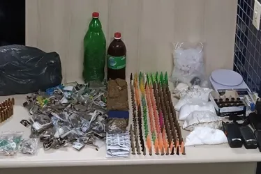 Imagem ilustrativa da imagem Dois homens são presos em flagrante com drogas em rua de Vila Velha