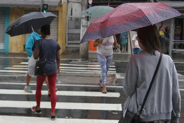 Imagem ilustrativa da imagem ES recebe novo alerta para chuvas intensas com risco de alagamentos