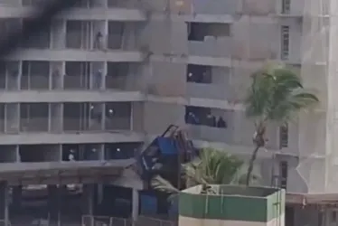 Imagem ilustrativa da imagem Elevador de obra despenca e deixa dois mortos e um ferido na Bahia
