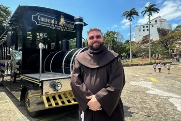 Imagem ilustrativa da imagem Eliana Ribeiro vai fazer show na Festa da Penha 2024