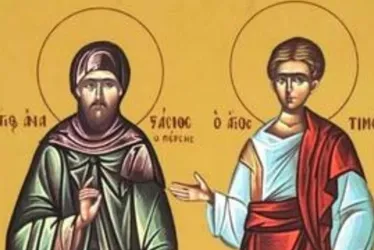 
          Imagem ilustrativa da imagem Ex-combatente de 99 anos inspira jovens na Missão Calebe
          