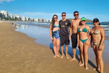 Imagem ilustrativa da imagem Famílias começam a chegar em Guarapari para curtir as férias