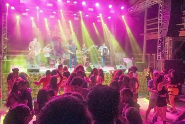 Imagem ilustrativa da imagem Feriadão com festival de forró em Itaúnas