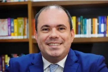 Imagem ilustrativa da imagem Funcionários de estatais podem ser demitidos sem justa causa, diz Moraes
