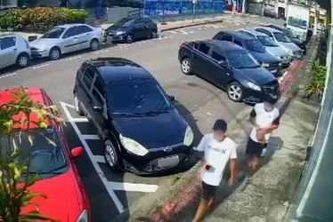 Imagem ilustrativa da imagem Funcionários de loja de celular são feitos reféns durante roubo em Vitória
