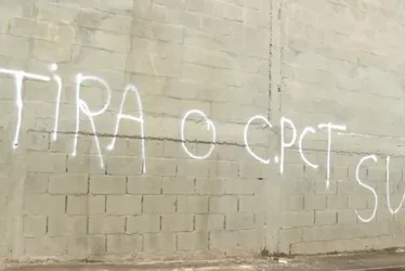 Imagem ilustrativa da imagem Gasolina de moto acaba e motociclista é assassinado a tiros em Cariacica