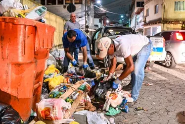Imagem ilustrativa da imagem Greve dos garis: mutirão recolhe 74 toneladas de lixo nas ruas de Vitória