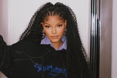 Imagem ilustrativa da imagem Halle Bailey, atriz de 'A Pequena Sereia', anuncia nascimento do primeiro filho