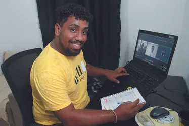 Imagem ilustrativa da imagem Home office avança e ES vai ter 328 mil trabalhando por teletrabalho em 6 anos