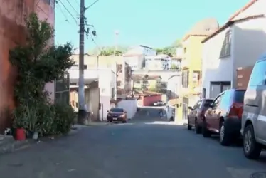 Imagem ilustrativa da imagem Homem é assassinado e cachorro é ferido durante tiroteio em Maruípe