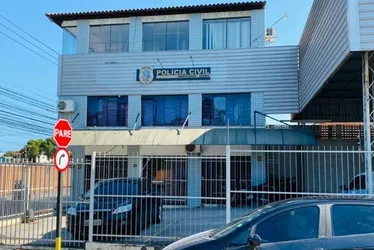 Imagem ilustrativa da imagem Homem em baleado por criminosos em bar na Serra