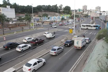 Imagem ilustrativa da imagem Interdições no trânsito para construção de viaduto em Cariacica; veja as alterações