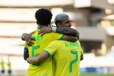 Imagem ilustrativa da imagem Jogadores celebram classificação antecipada do Brasil a final do Pré-Olímpico