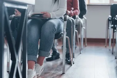 Imagem ilustrativa da imagem MEC prevê pagar a aluno do ensino médio bolsa de até R$ 9,2 mil em 3 anos
