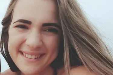 Imagem ilustrativa da imagem Mãe de mulher morta na frente das filhas no ES faz desabafo: "Quero ele preso"