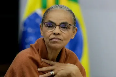 Imagem ilustrativa da imagem Ministra Marina Silva é diagnosticada com covid-19 pela terceira vez