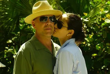 Imagem ilustrativa da imagem Mulher de Bruce Willis vai lançar livro: 'Demência pode abalar toda a família'