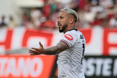 Imagem ilustrativa da imagem Náutico mantém o Santa Cruz com fome no Clássico das Emoções