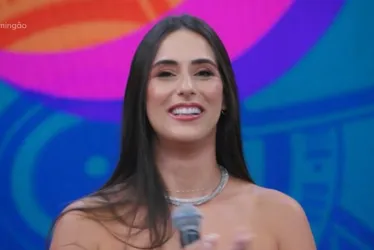Imagem ilustrativa da imagem No Domingão Com Huck, Deniziane nega edredom com Matteus no BBB24